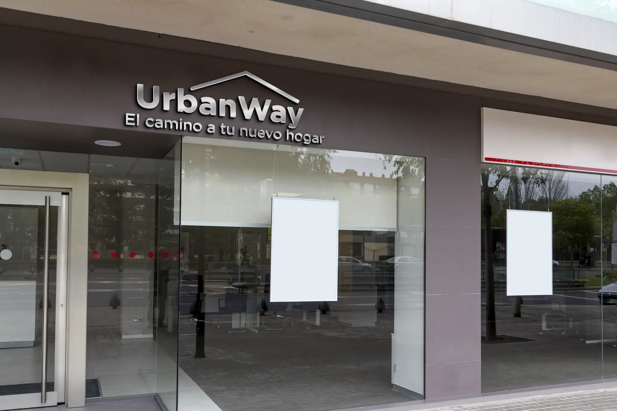 Rótulo de Urban Way en la fachada de una oficina